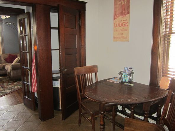 FlatIron Historic Sandstone Inn: 745 N River St, Hot Springs, SD 57747